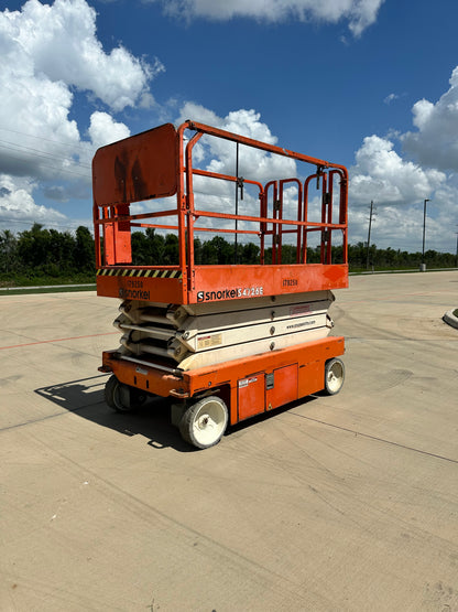 26 ft. Scissor Lift | Electric | Wide Basket